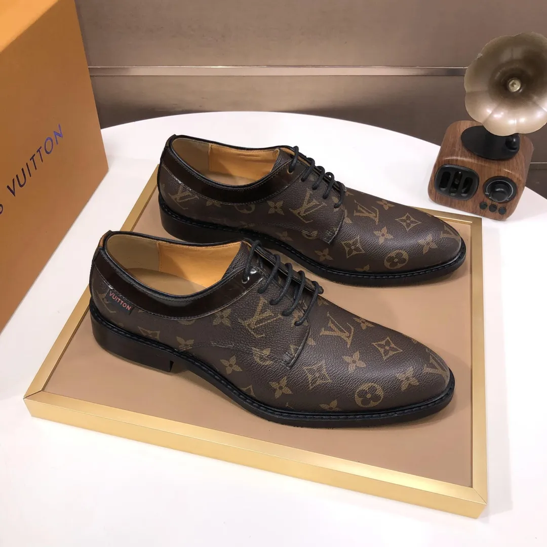Men's shoes💰460💰【LOUIS VUITTON】(sheepskin lining) new cowhide LV formal shoes🎩🎩❗️🆘made one to one at the counter🎩original quality, imported cowhide upper➕full sheepskin lining➕original rubber outsole, {high quality visible}👣Size: 38-45 (45 custom-made)